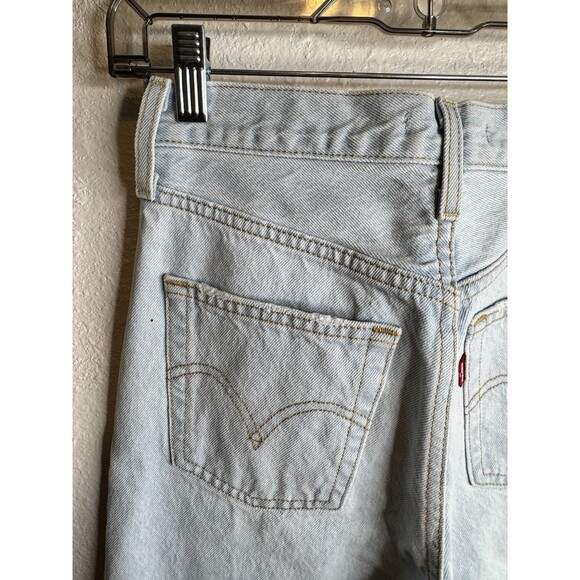 Levi’s Premium Womens Distressed Light Wash Ribcage Straight Ankle Jeans Size 26 - Picture 12 of 12
